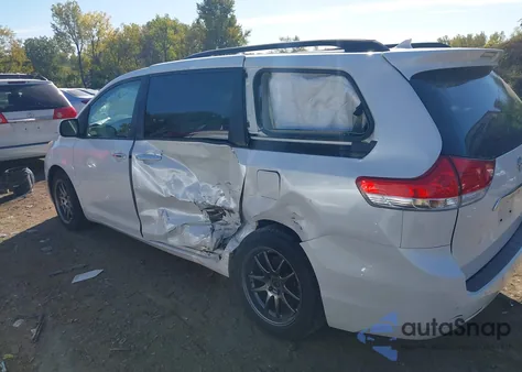 2011 Toyota Sienna Limited V6 из США, поврежденный, VIN 5TDYK3DC3BS058249